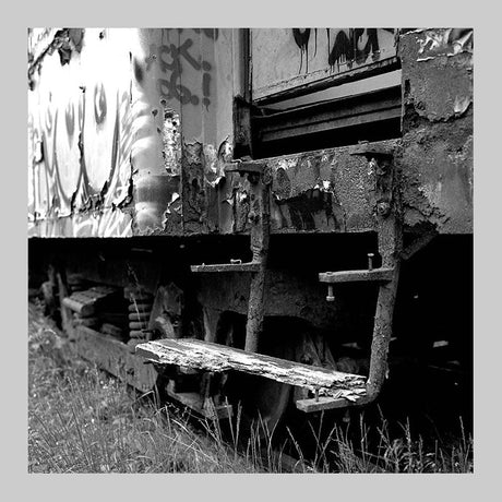 Fotografía artística en blanco y negro, Canfranc estación invierno, Huesca, Aragón Pirineo. - Dendago