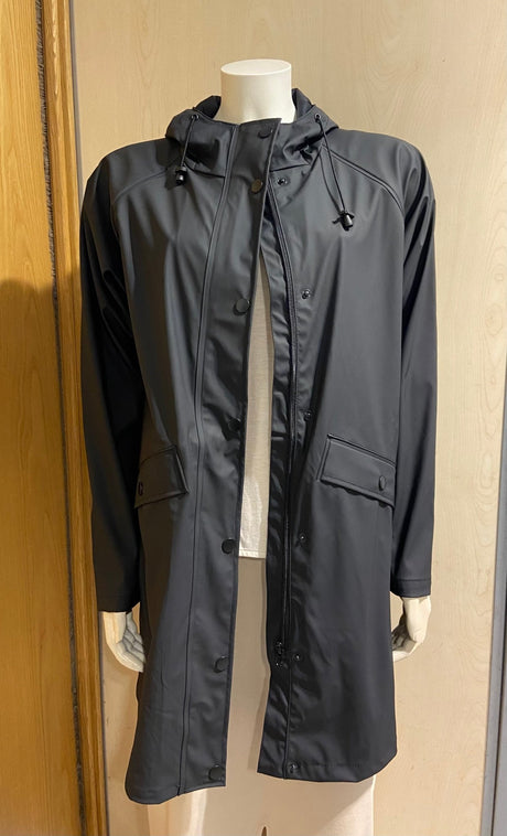 Gabardina Engomada Negra - Dendago