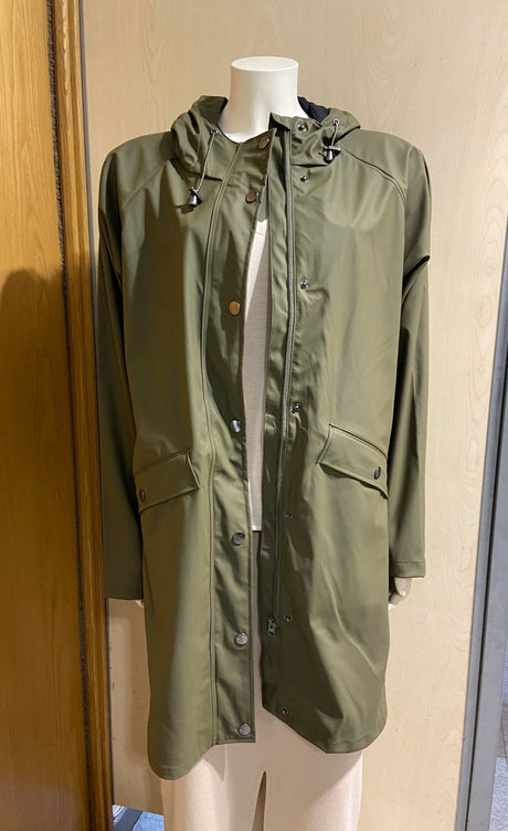 Gabardina Engomada Verde - Dendago