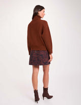 Jersey de cuello alto marrón morgan
