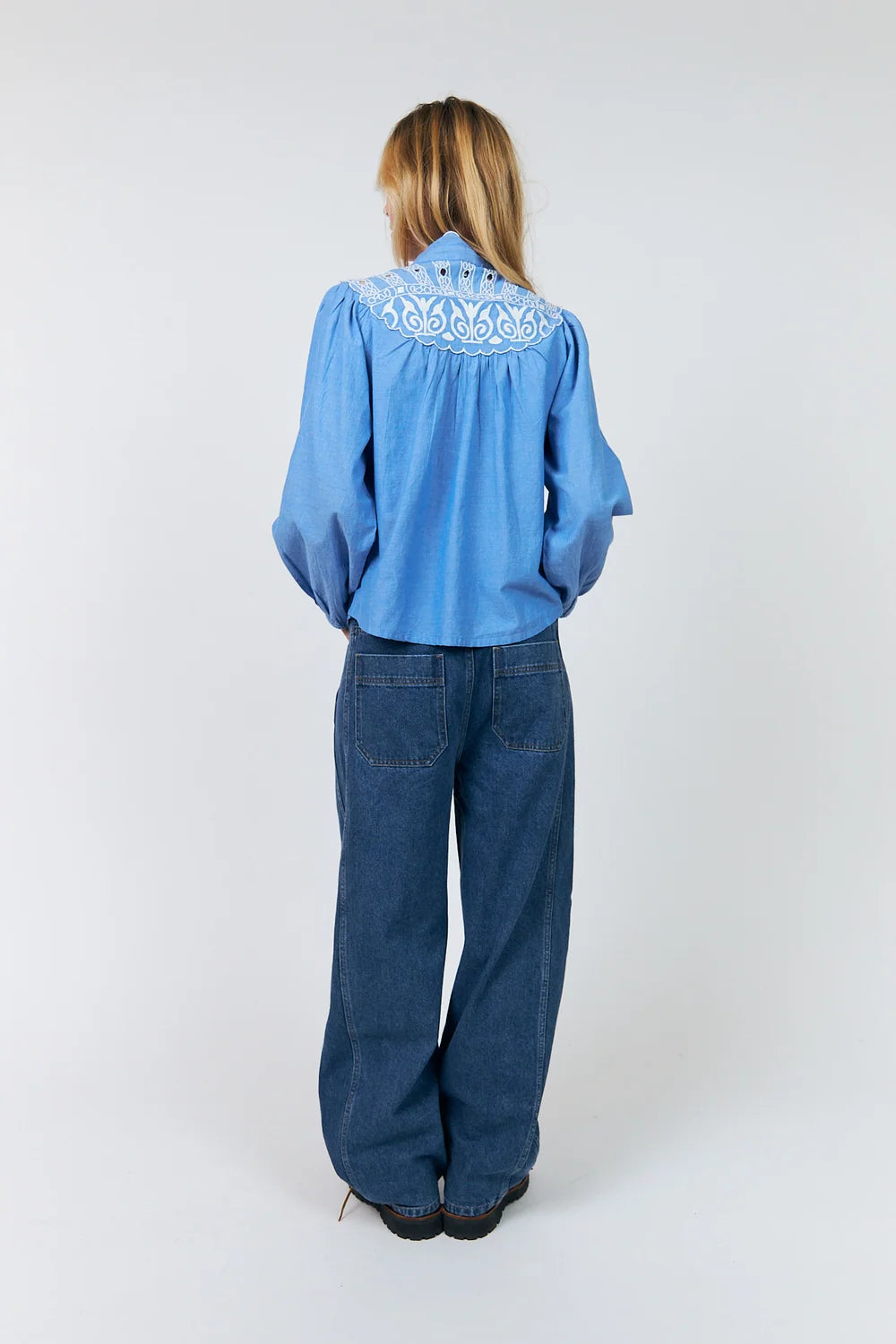 LOLLYS LAUNDRY CAMISA AZUL BORDADA LIA