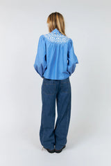 LOLLYS LAUNDRY CAMISA AZUL BORDADA LIA