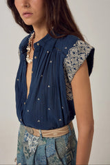 MAISON HOTEL BLUSA SIN MANGAS KARINA