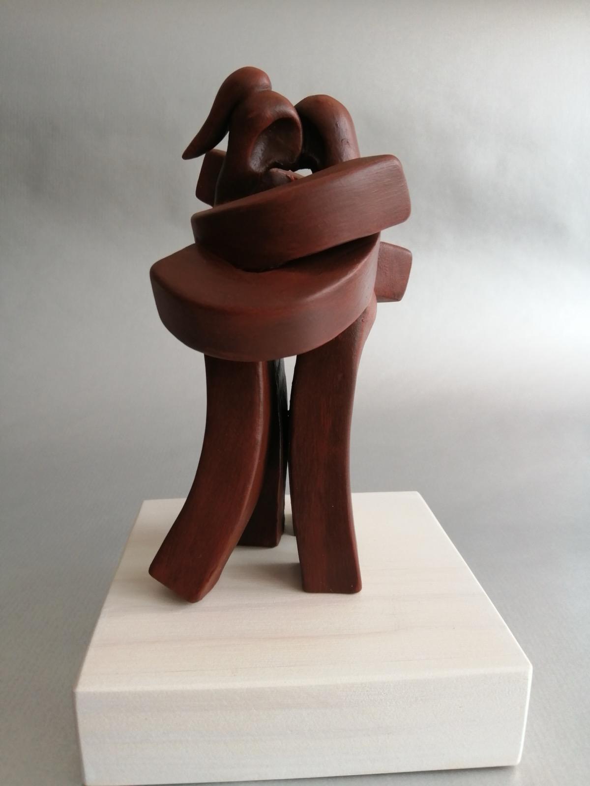 Pieza cerámica Abrazo - Dendago