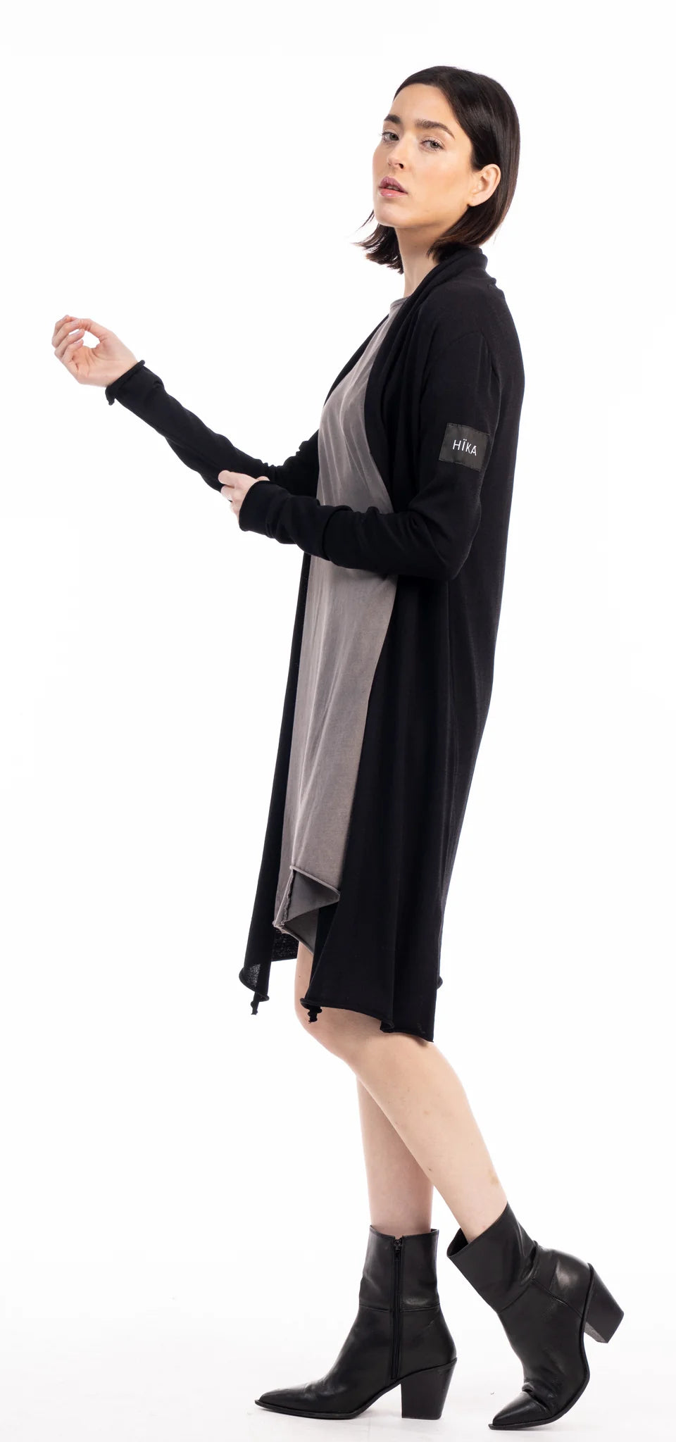 HÏKA BASQUE BRAND CARDIGAN LARGO BLACK