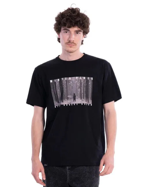 CAMISETA WINTER VIBES HïKA
