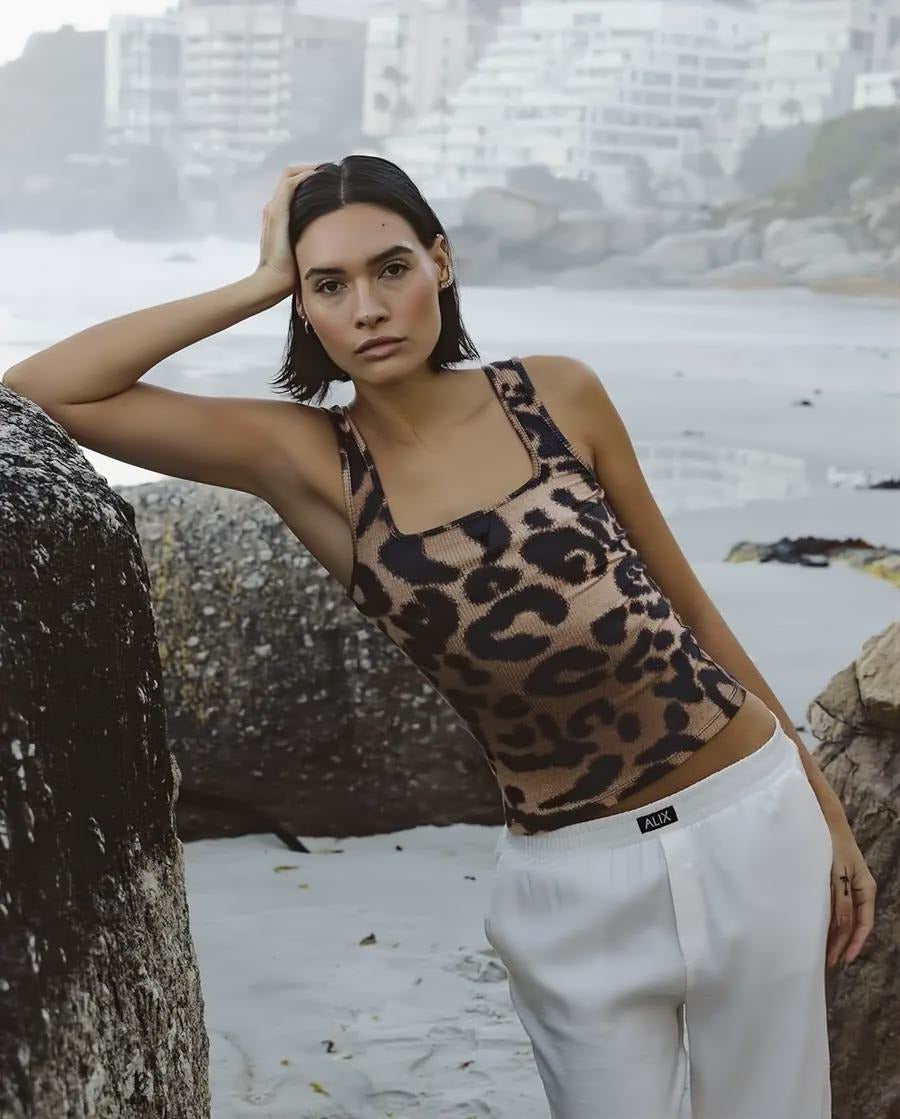 ALIX THE LABEL TOP CUADRADO ESTAMPADO JAGUAR