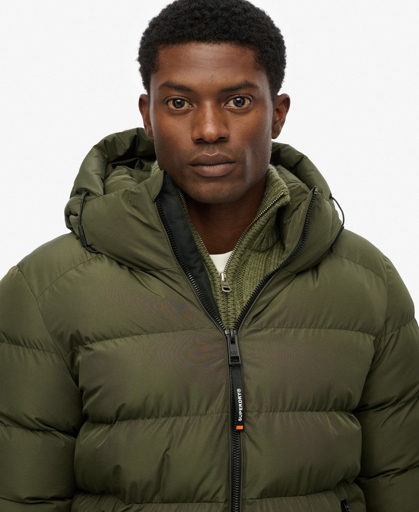 Chaqueta deportiva acolchada con capucha caqui militar Superdry&Co