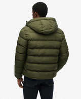 Chaqueta deportiva acolchada con capucha caqui militar Superdry&Co