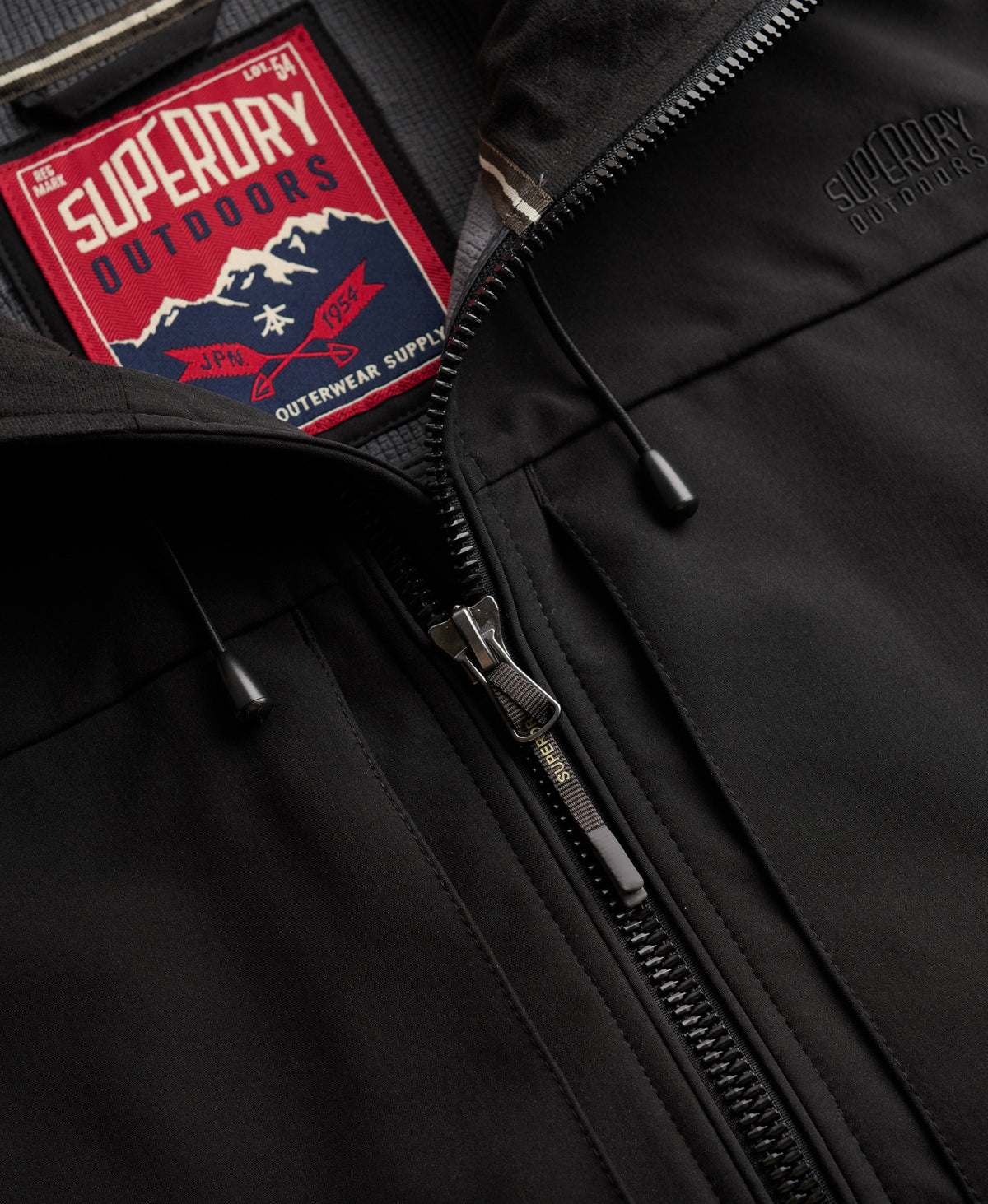 Chaqueta Trekker Softshell Con Capucha negro Superdry&Co