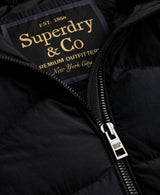 Chaqueta acolchada Fuji con capucha de piel sintética negro Superdry&Co