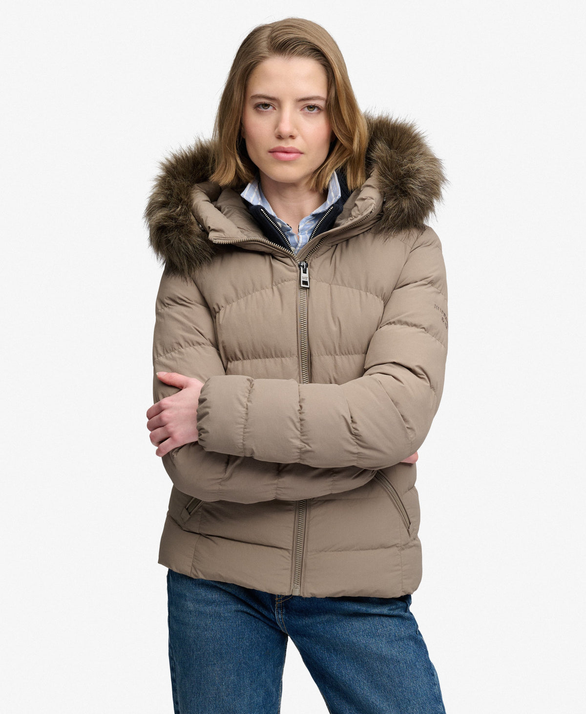 Chaqueta acolchada Fuji con capucha de piel sintética marron Superdry&Co