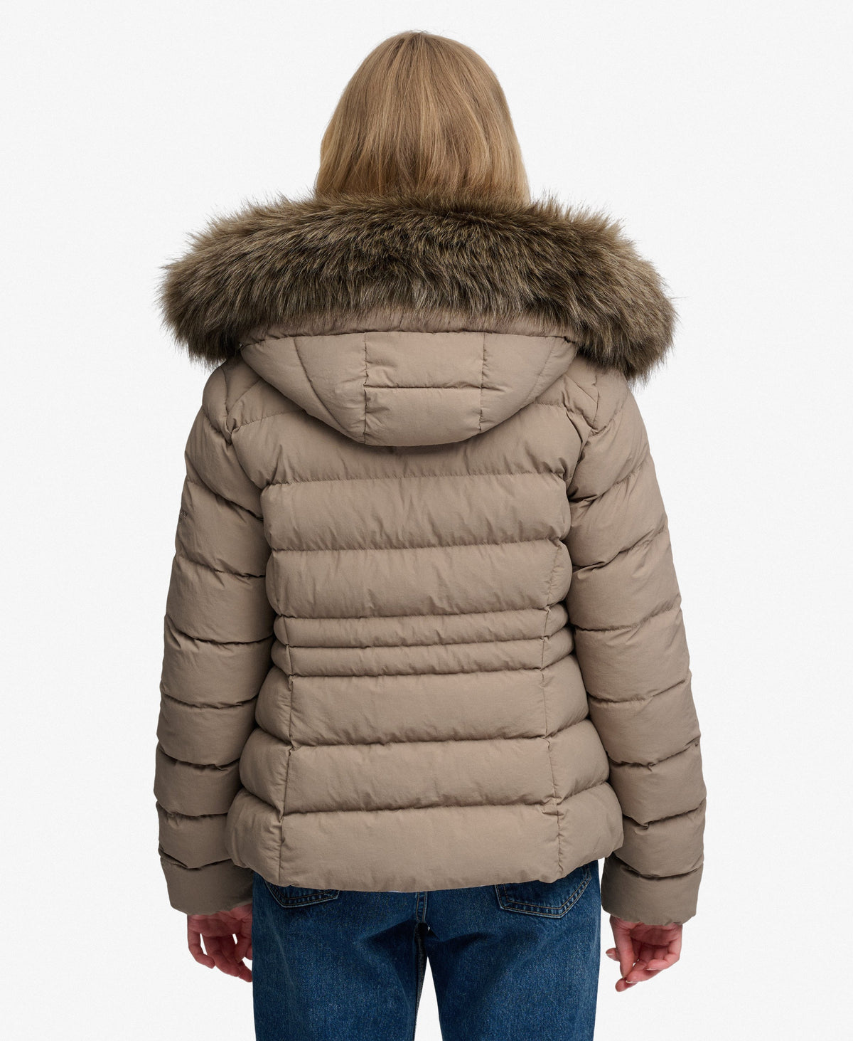 Chaqueta acolchada Fuji con capucha de piel sintética marron Superdry&Co