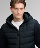 Chaqueta híbrida de punto Storm Knit con capucha azul marino eclipse Superdry&Co