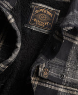 Sobrecamisa Miller con forro Borg  cuadros peyton negro Superdry&Co