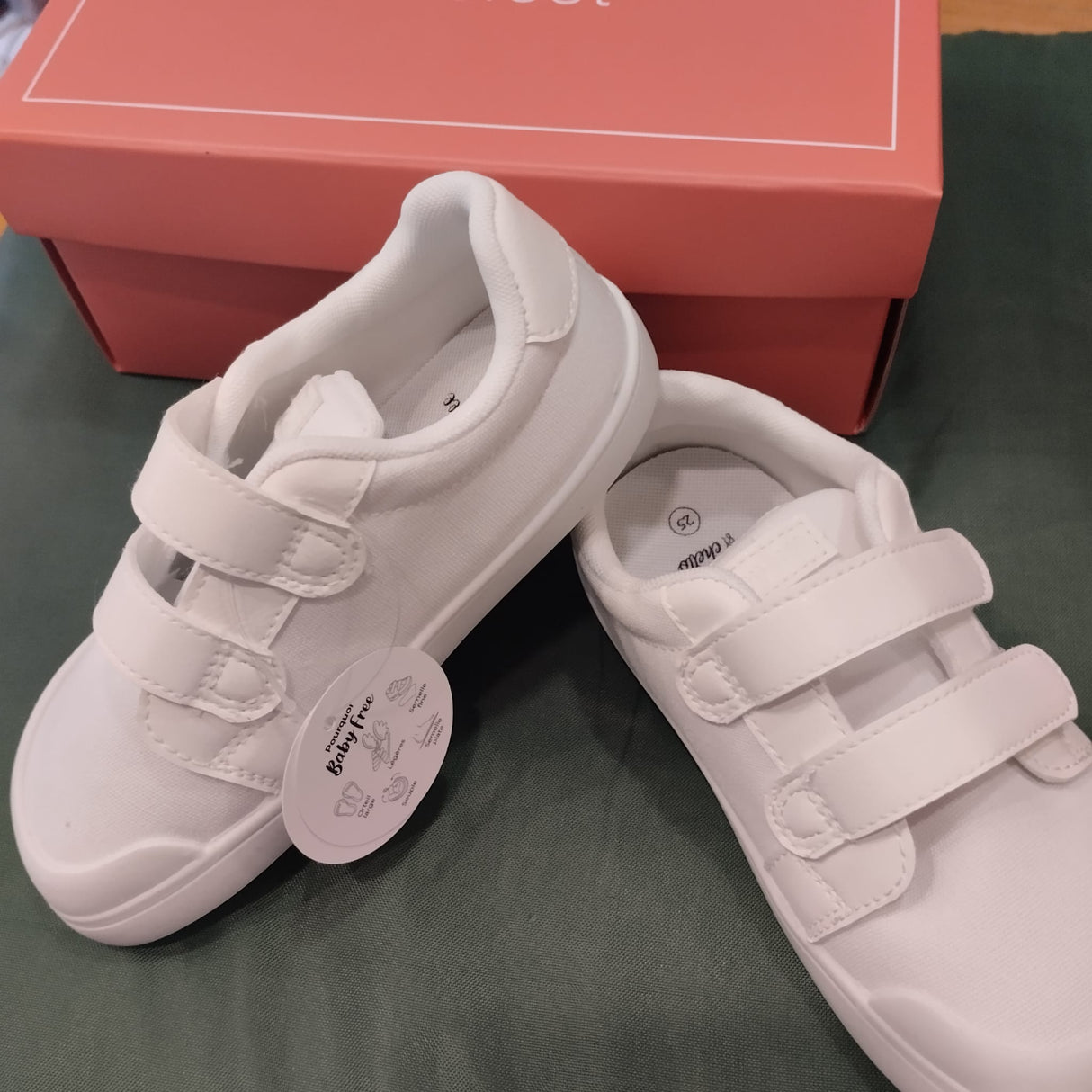 Baby Free barefoot
