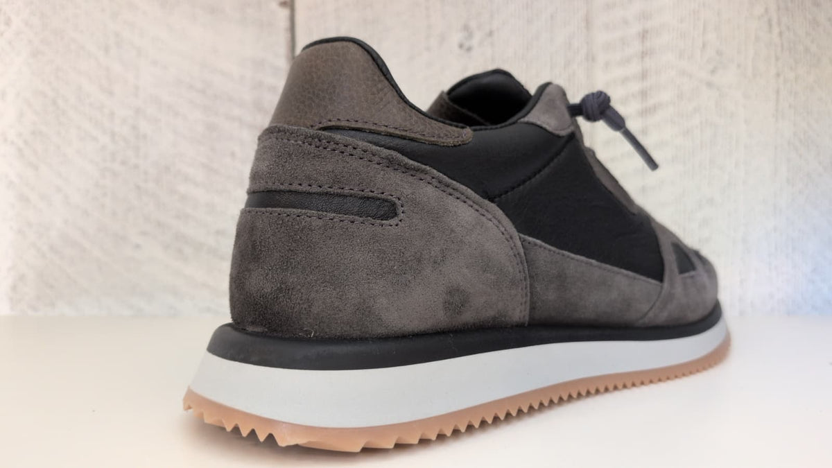 ZAPATILLA GRIS-NEGRO CETTI