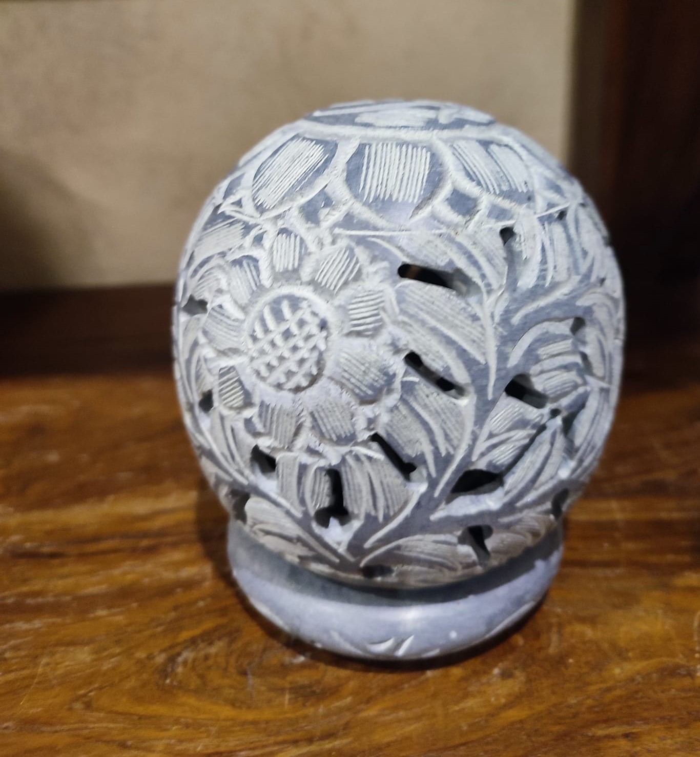 22-1669 Porta conos bola piedra 1