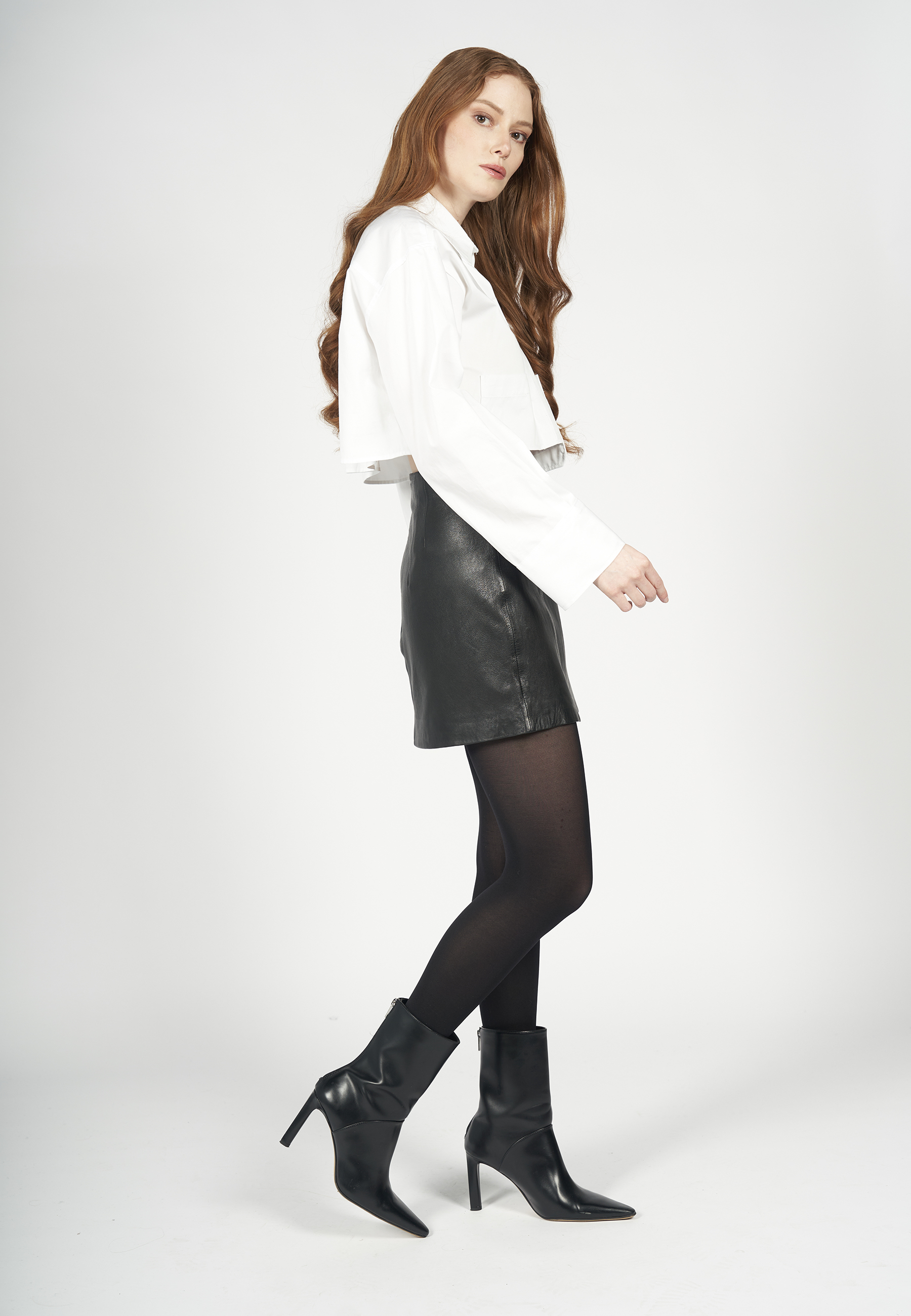 FREAKY NATION MINIFALDA DE PIEL NEGRA ROMA