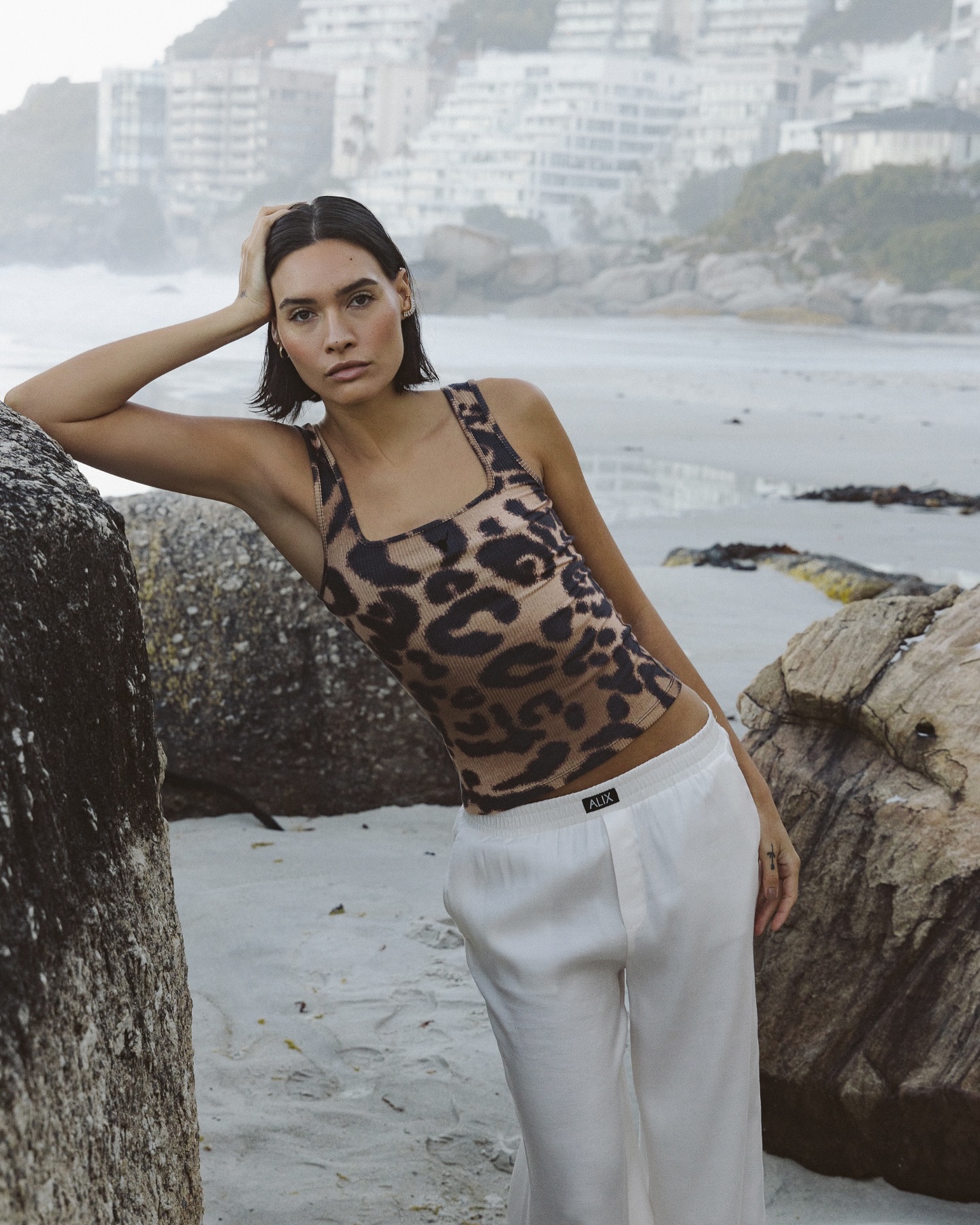 ALIX THE LABEL CAMISETA SIN MANGAS JAGUAR