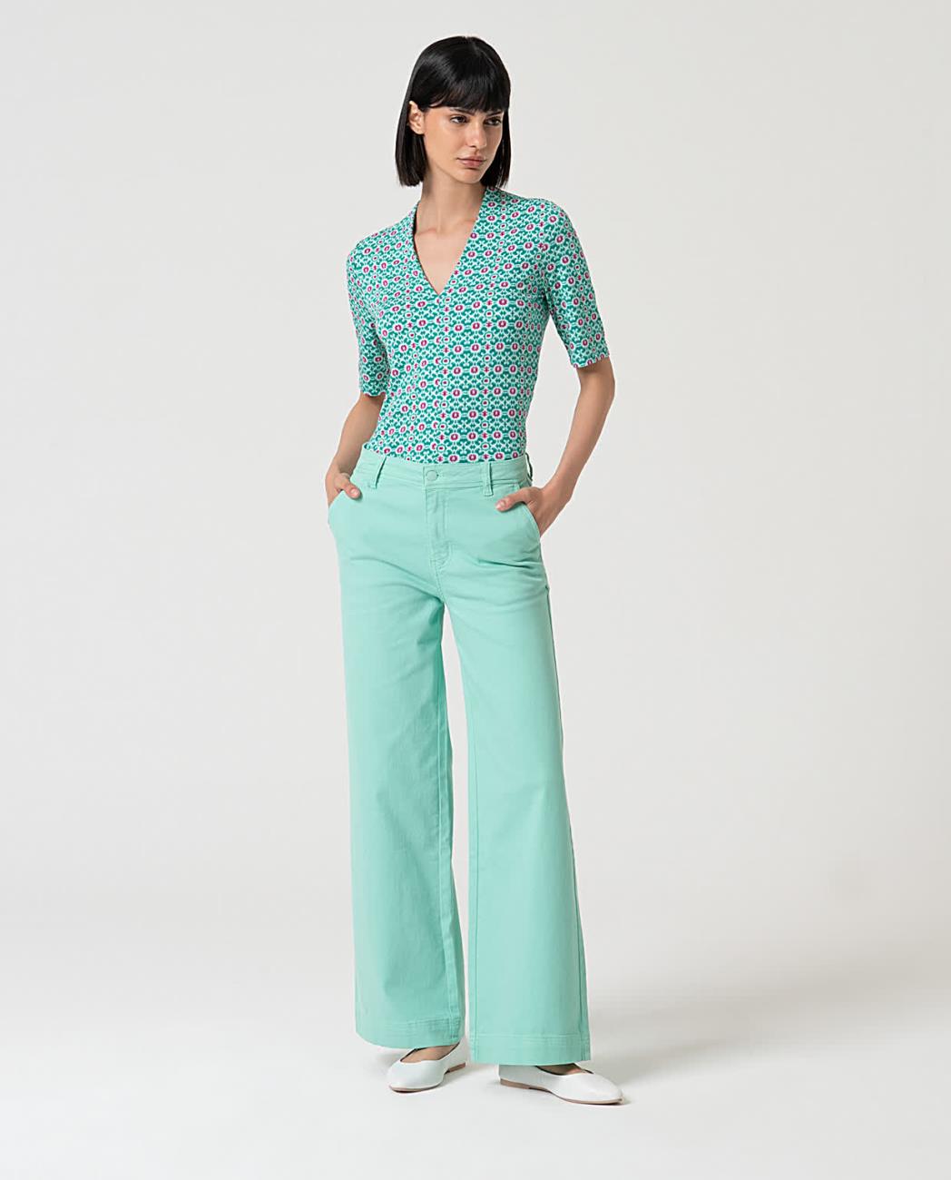 PANTALON ACAMPANADO VERDE SURKANA