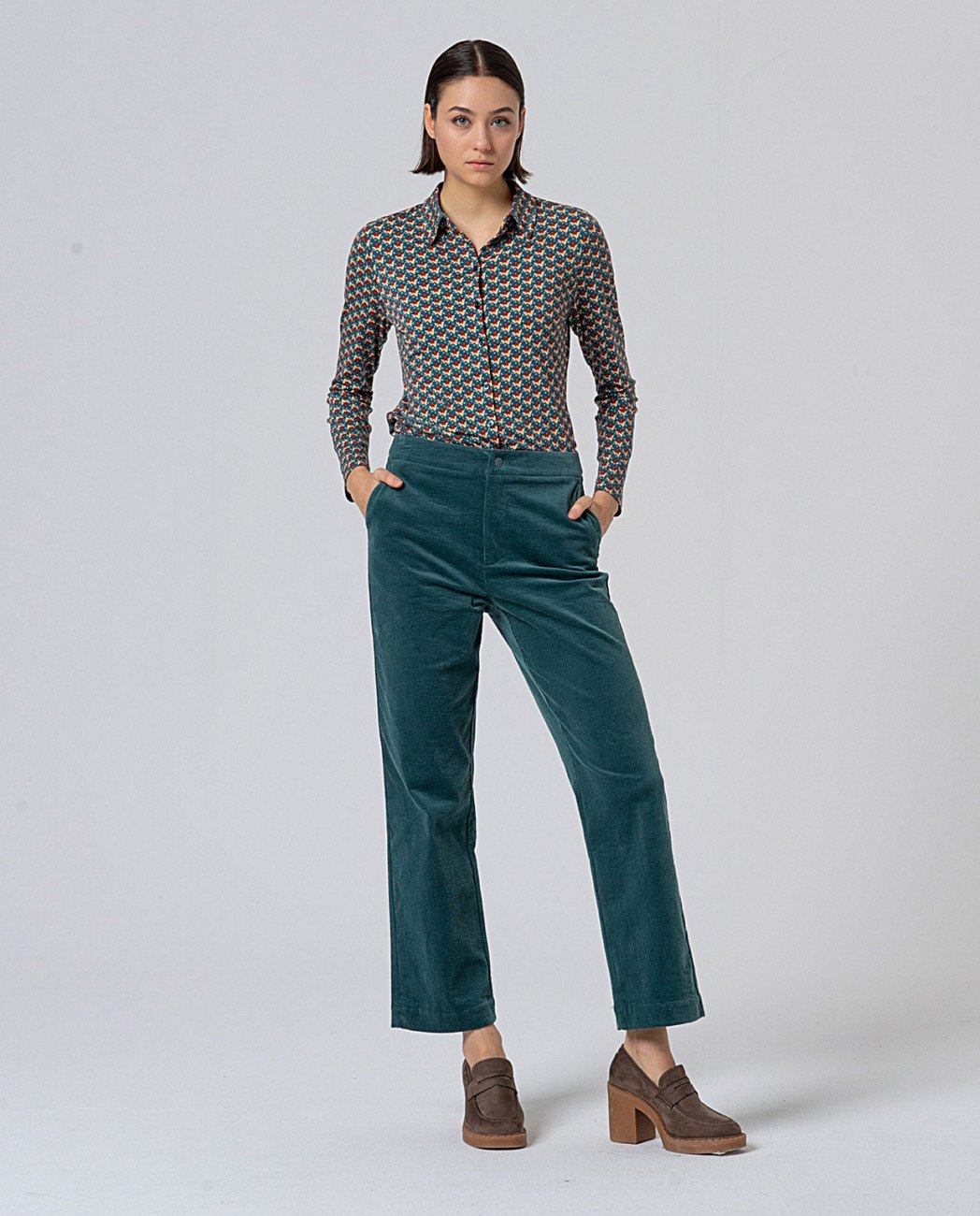 PANTALON PANA AZUL SURKANA