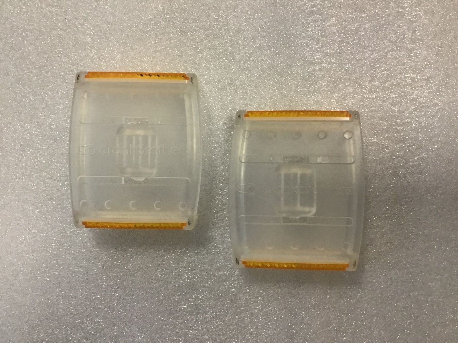 Pedal catadioptricos crankbroders