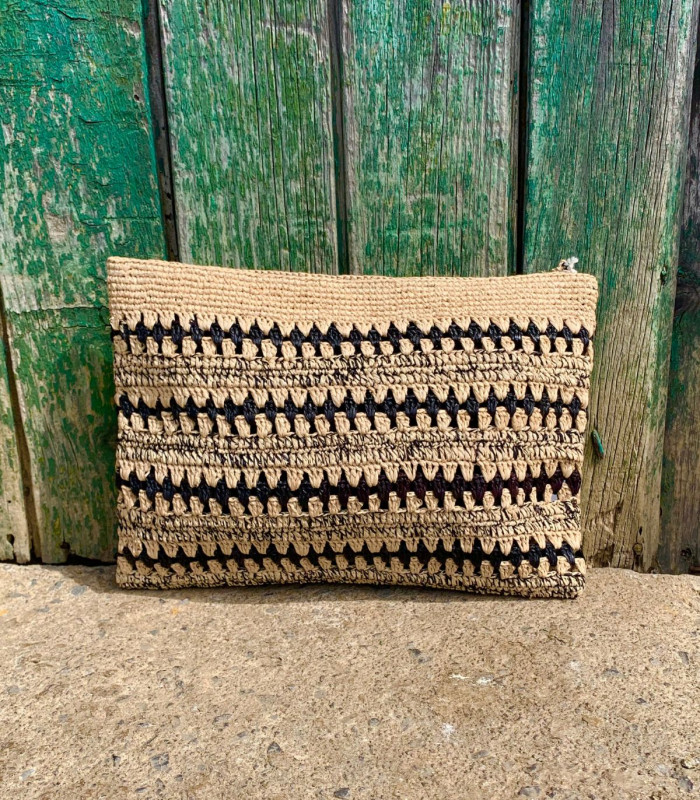 CLUTCH RAFIA A4 NVL METIS RABARANY