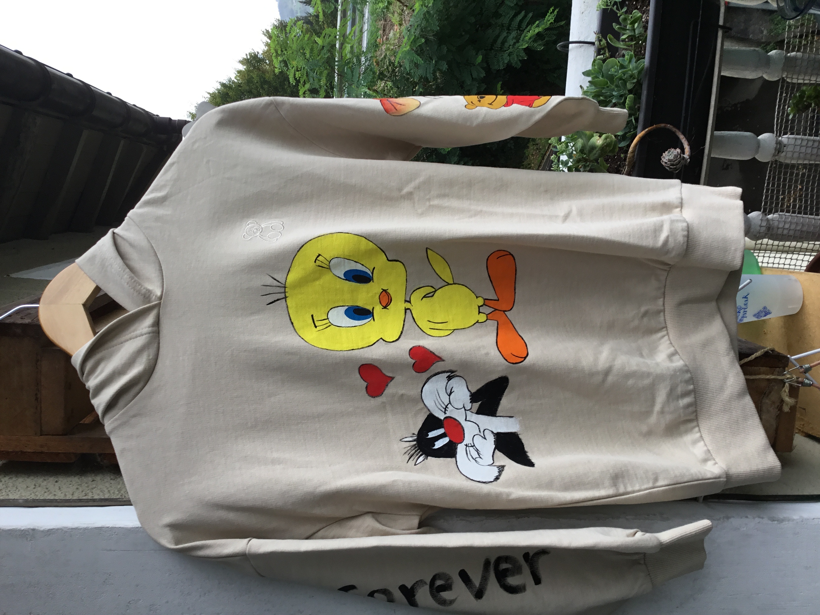 Sudadera con capucha beige