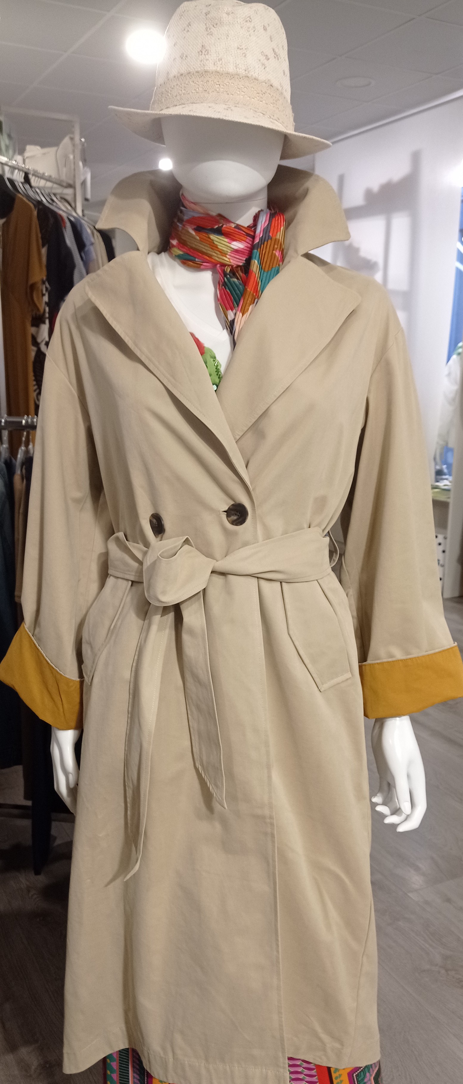GABARDINA ONLY