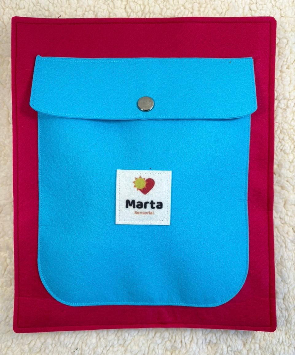 Monstruo de colores de fieltro