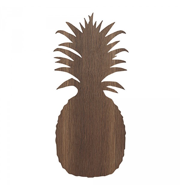 Encantador aplique de pared con la bonita forma de piña